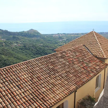 Hotel Alfonso Di Loria 2*